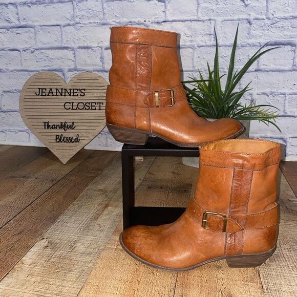MOMA Brown Distressed Leather Biker Buckle Ankle Boots Sz-37 / 7 US - Picture 1 of 11